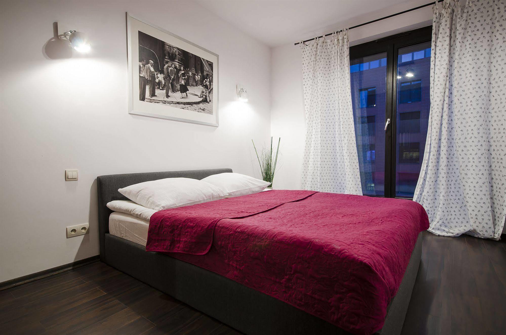 Angel City Center Krakow Aparthotel Exterior photo