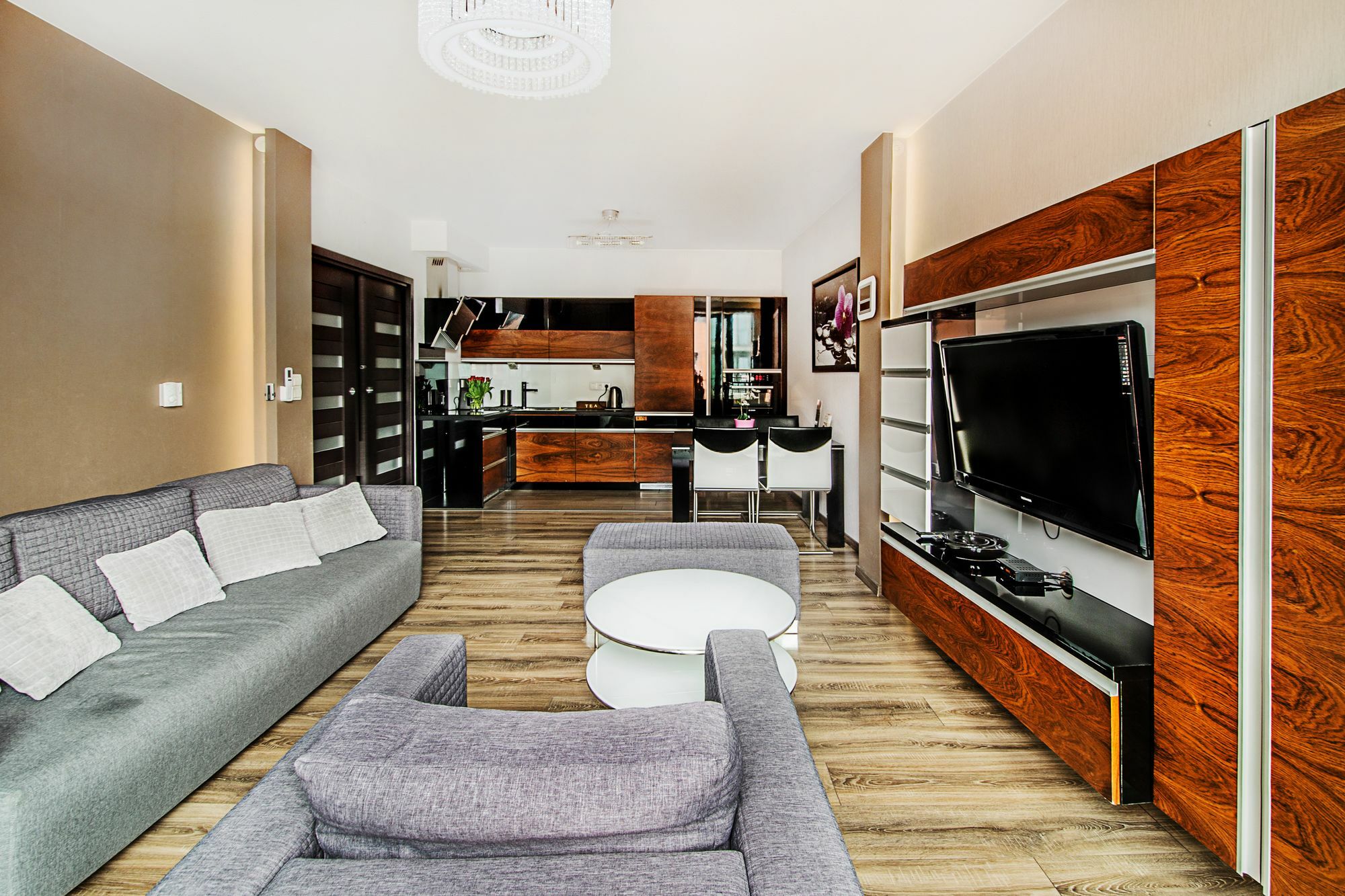 Angel City Center Krakow Aparthotel Exterior photo